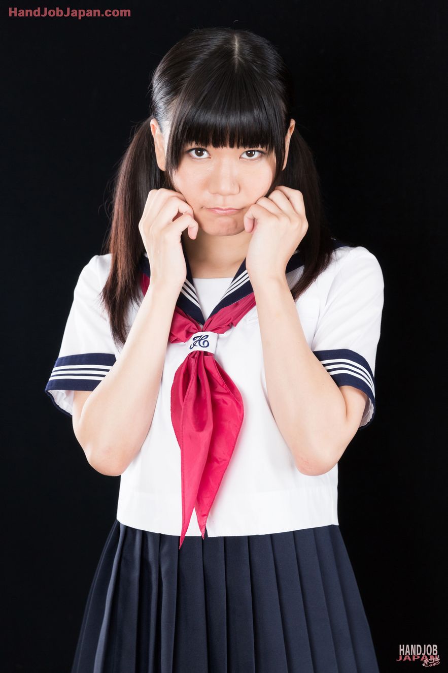 Schoolgirl Tsukushi Mamiya's Handjob Facial | Tsukushi Mamiya